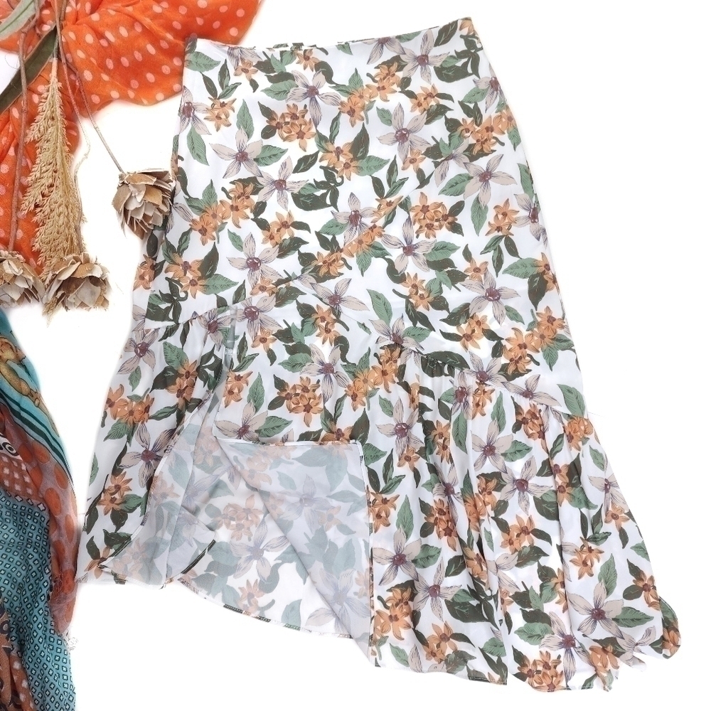 Follow Me White Peach Green Floral Asymmetric Skirt Sz M